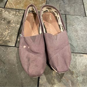 Toms Shoes in Ash